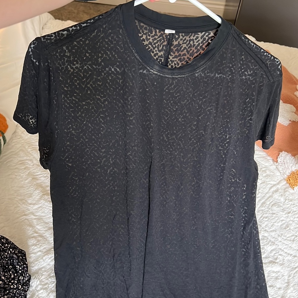 Lululemon Loop Around Tee Short Sleeve